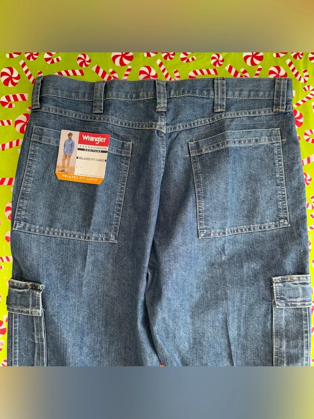 Wrangler Five Star Heritage Men’s Relaxed Fit Cargo Jeans 38x30 Dark Wash New